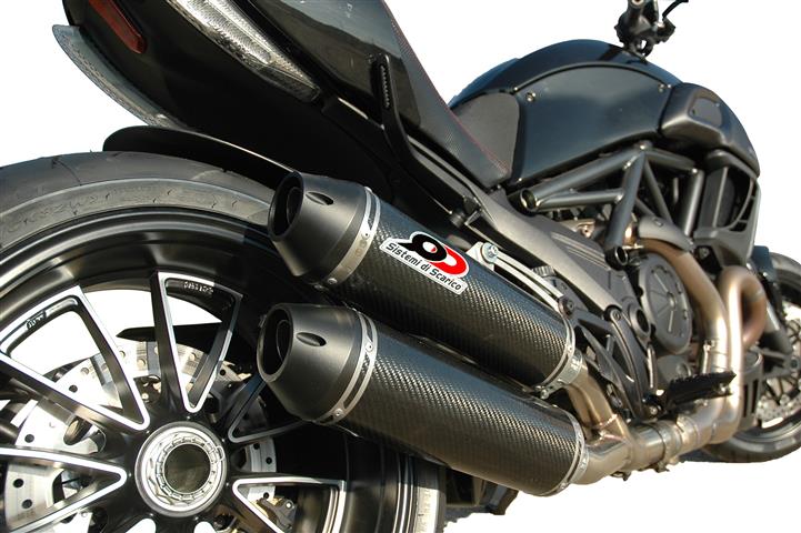 QD exhaust voor DUCATI DIAVEL - 1 in 2 link pipe + catalysts + twin round carbon demper set QD exhaust voor DUCATI DIAVEL - 1 in 2 link pipe + catalysts + twin round carbon demper set